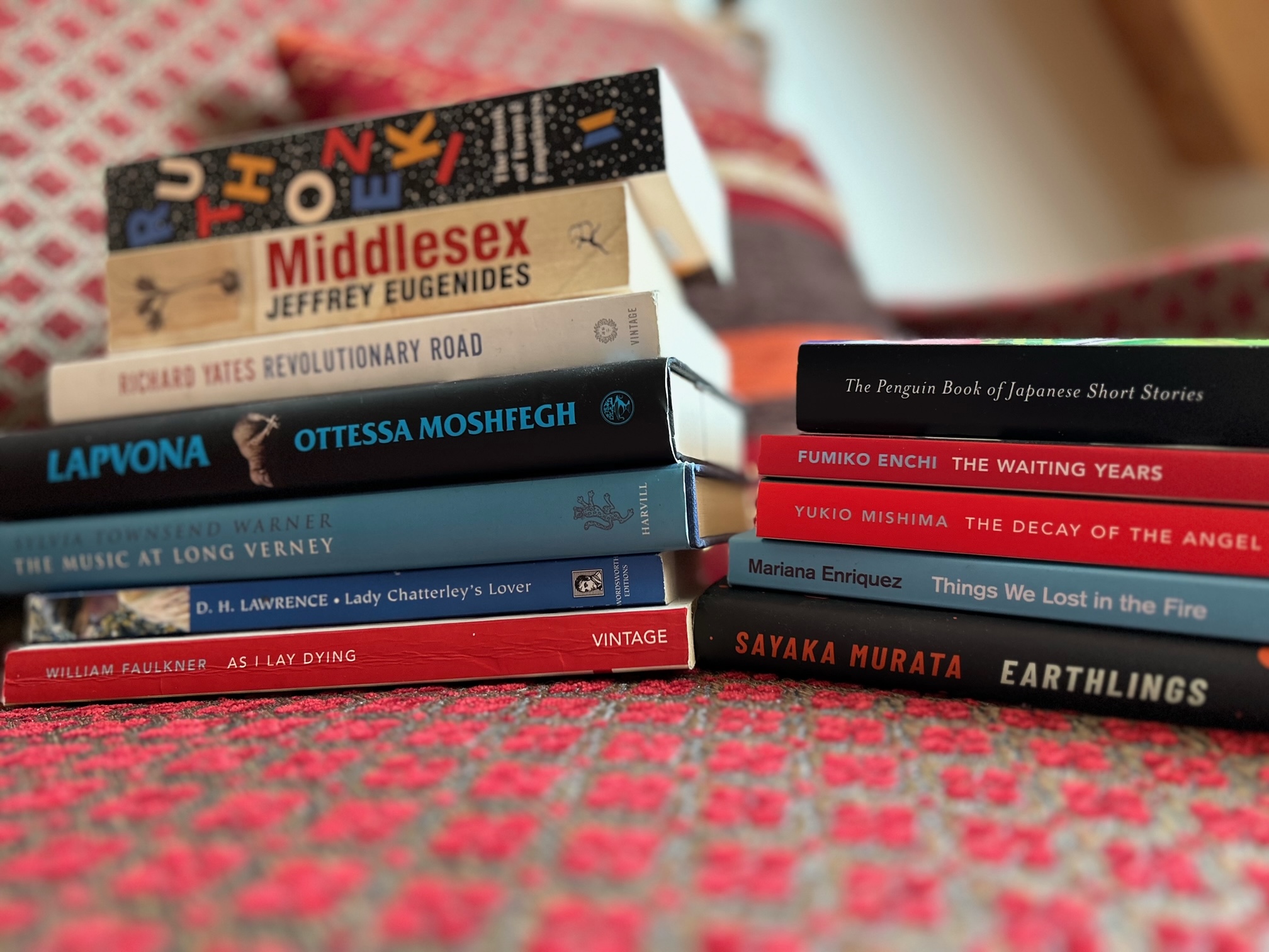 2024 – The Year of the Books Which Have Piled Up 