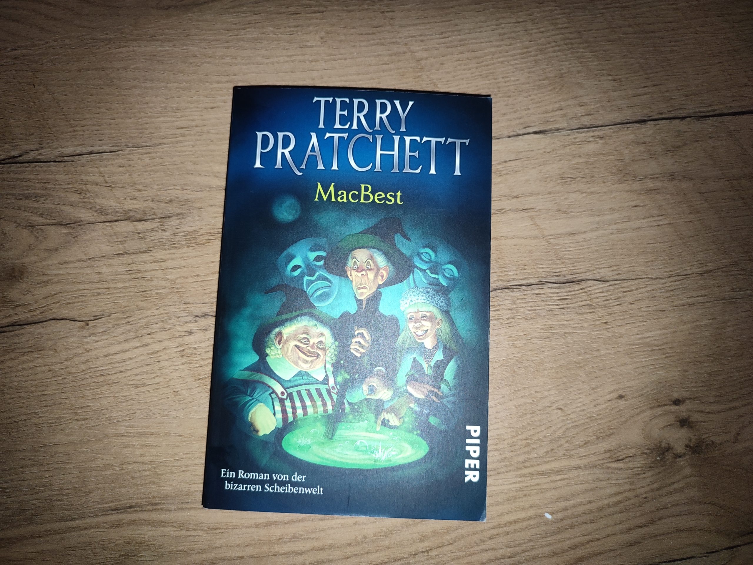 MacBeth and Wyrd Sisters