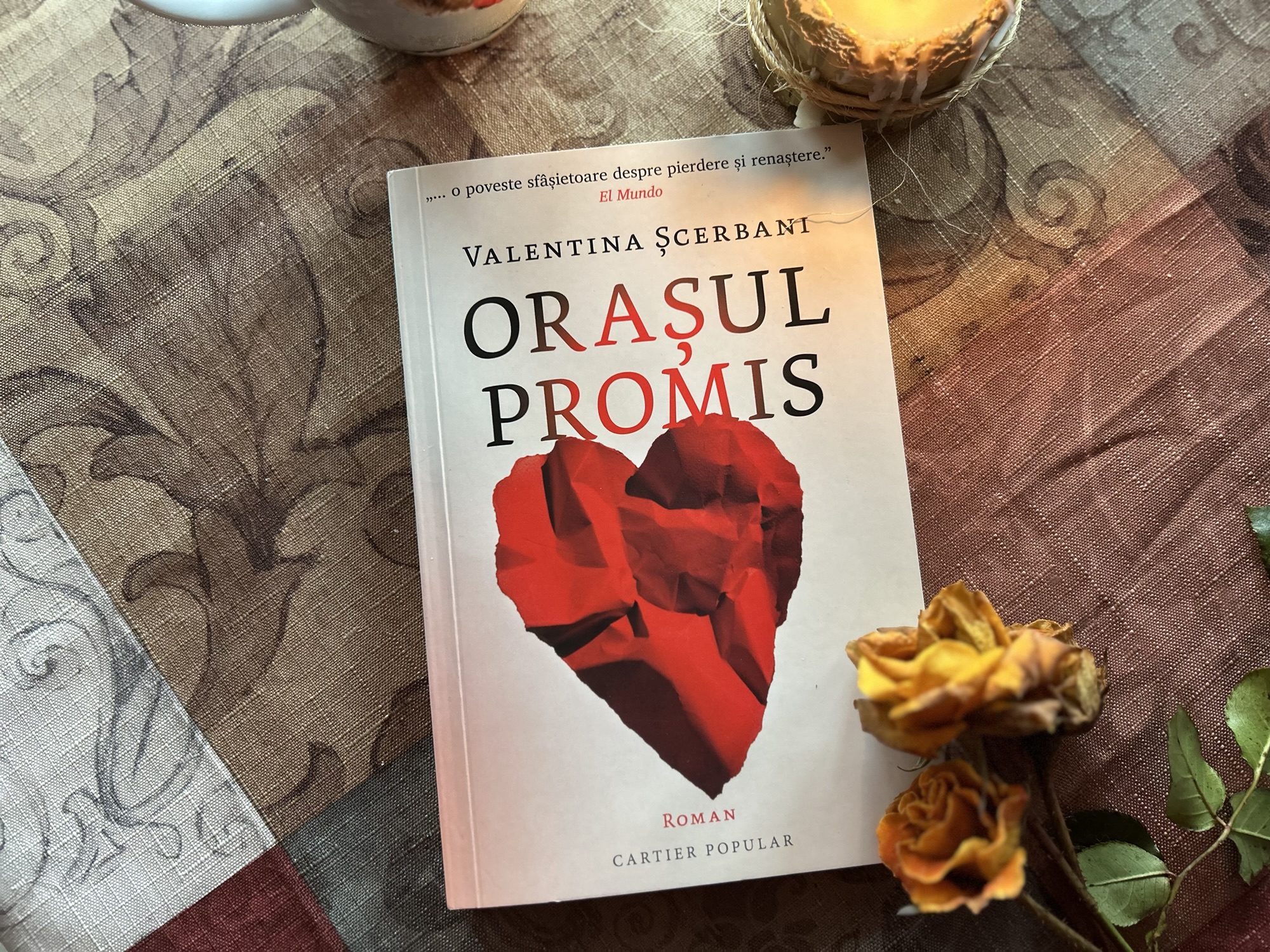 Orașul promis, absența mamei